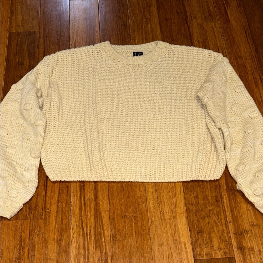 moon & madison Cropped Cream Textured Knit Sweater